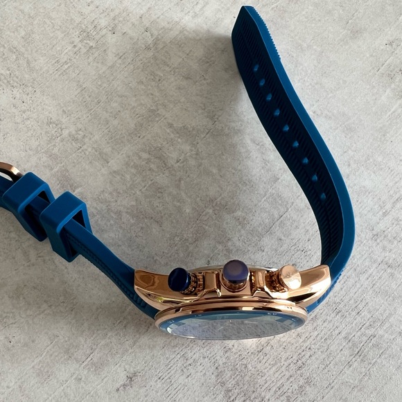 Blue & Gold Watch - Picture 3 of 3